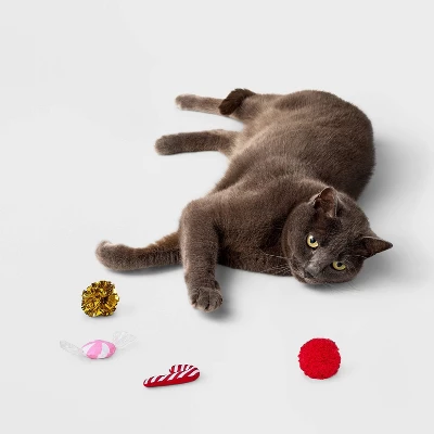 Ornament Cat Ball Plush Toy Set - 4pcs - Boots & Barkley™ 2 Ornament Cat Ball Plush Toy Set - 4pcs - Boots & Barkley™ - Image 2